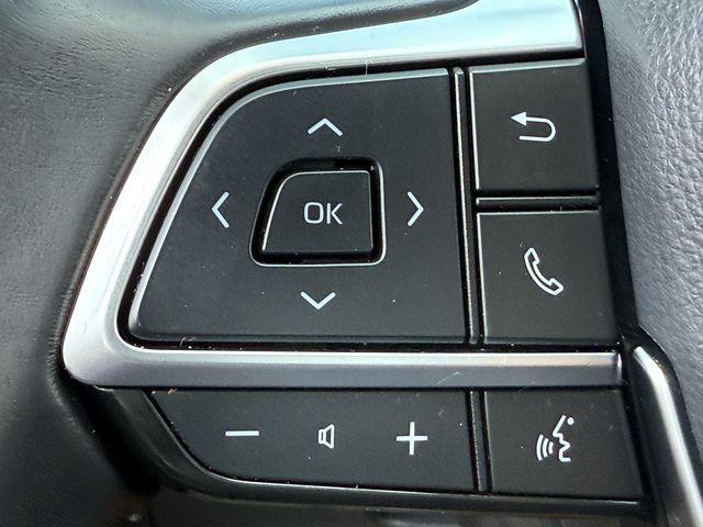 used 2021 Toyota Highlander car, priced at $31,945