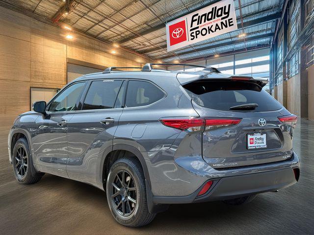 used 2021 Toyota Highlander car, priced at $31,945