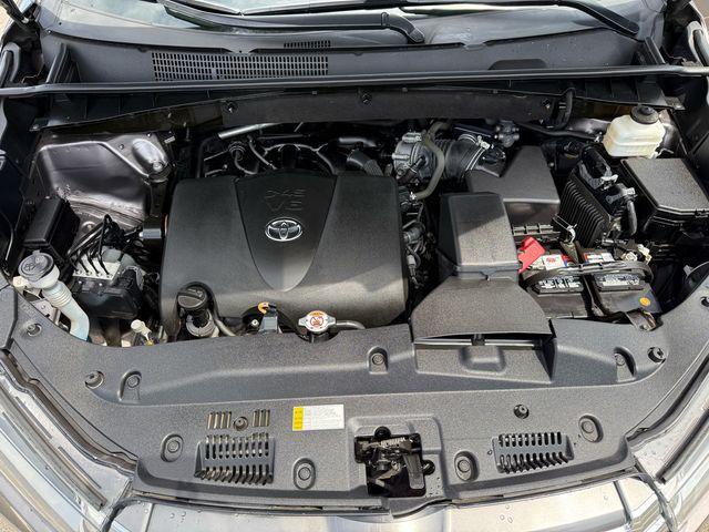 used 2019 Toyota Highlander car, priced at $31,581