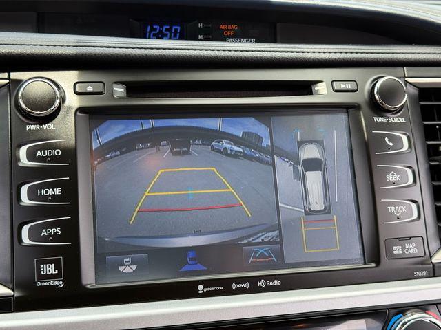 used 2019 Toyota Highlander car, priced at $31,581