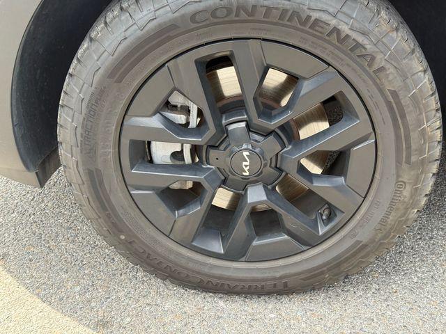 used 2024 Kia Telluride car, priced at $45,995