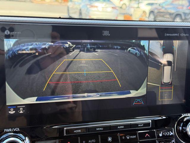 used 2021 Toyota Highlander car, priced at $40,995