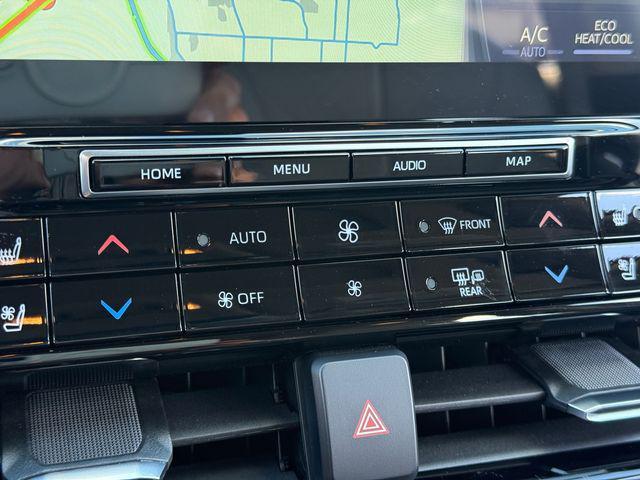 used 2021 Toyota Highlander car, priced at $40,995