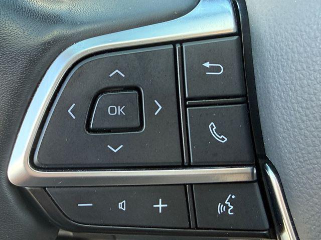 used 2021 Toyota Highlander car, priced at $40,995