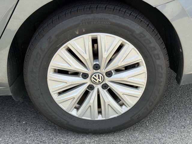 used 2019 Volkswagen Jetta car, priced at $11,377