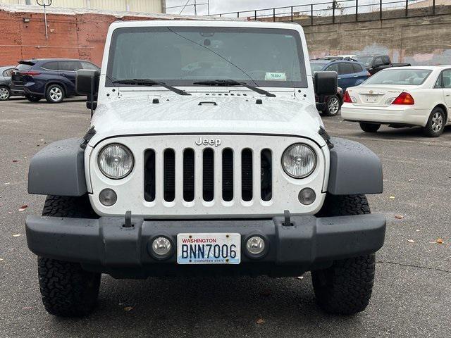 used 2015 Jeep Wrangler Unlimited car, priced at $26,110