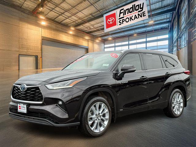 used 2021 Toyota Highlander Hybrid car, priced at $39,379