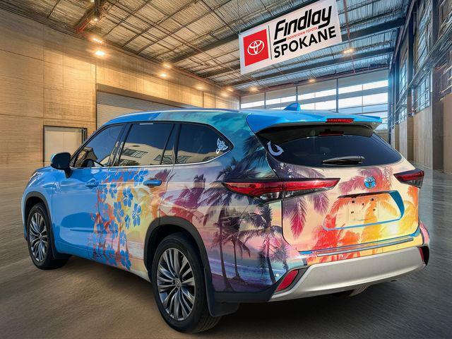 used 2020 Toyota Highlander car, priced at $38,995