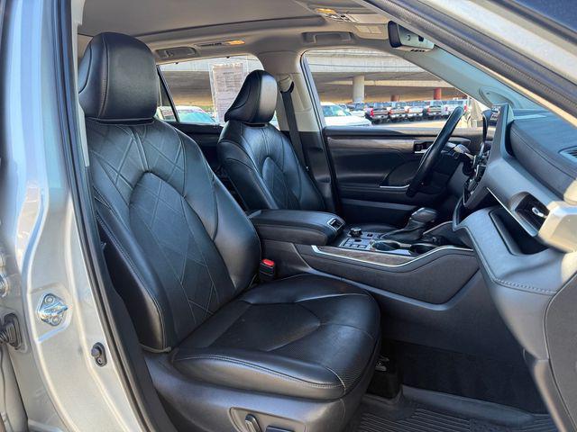 used 2023 Toyota Highlander car, priced at $39,177
