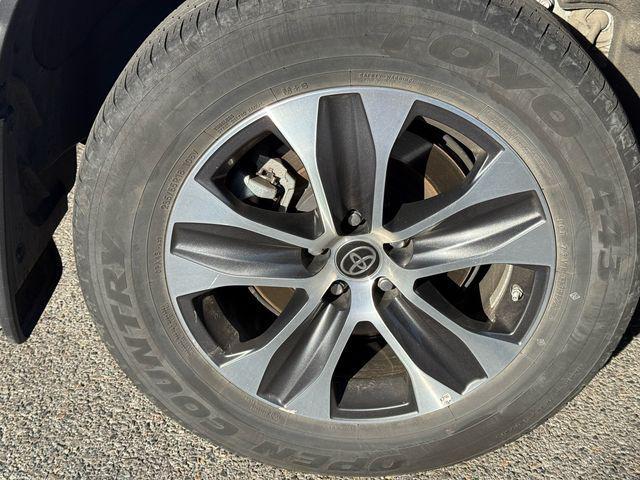used 2023 Toyota Highlander car, priced at $37,995