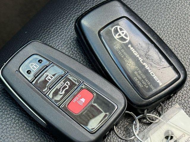 used 2023 Toyota Highlander car, priced at $36,737
