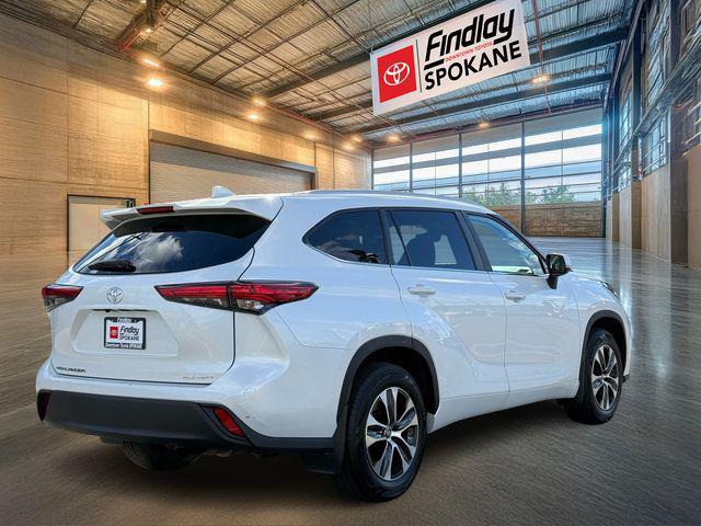 used 2023 Toyota Highlander car, priced at $36,737
