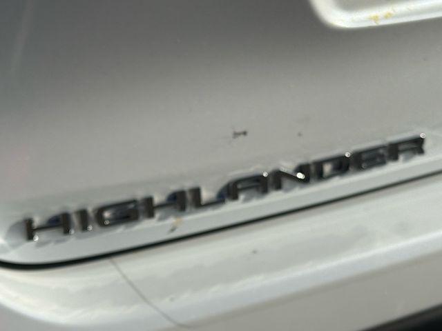used 2023 Toyota Highlander car, priced at $37,995