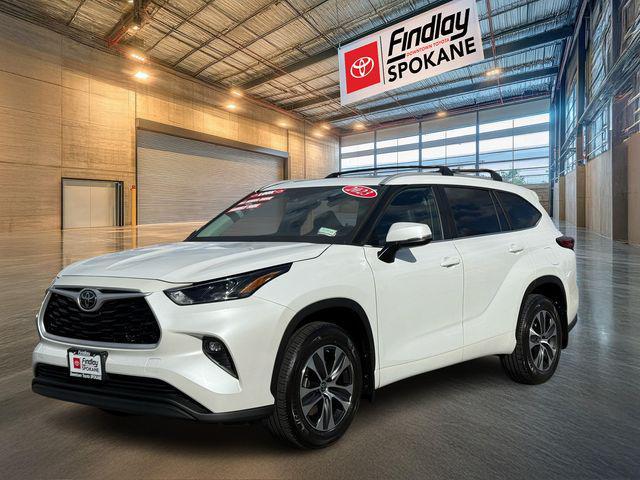 used 2023 Toyota Highlander car, priced at $37,685