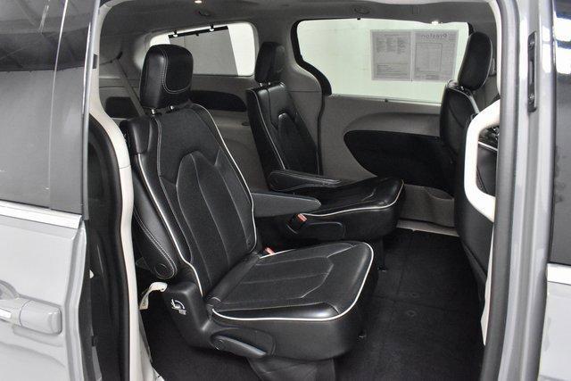 used 2023 Chrysler Pacifica car, priced at $30,998