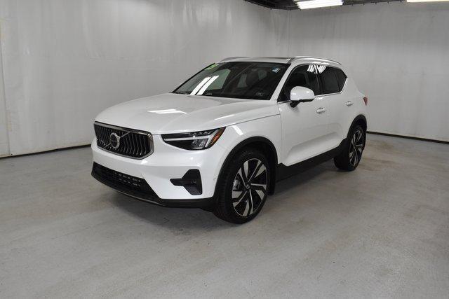 used 2023 Volvo XC40 car, priced at $35,467