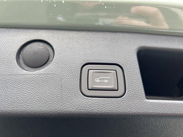 new 2026 Chevrolet Equinox car, priced at $32,870