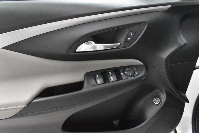 used 2025 Buick Envista car, priced at $26,498