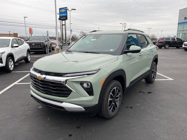 new 2025 Chevrolet TrailBlazer car, priced at $29,720