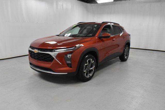 used 2024 Chevrolet Trax car, priced at $22,998