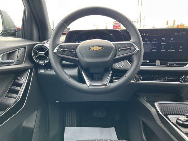 new 2026 Chevrolet Equinox car, priced at $29,420