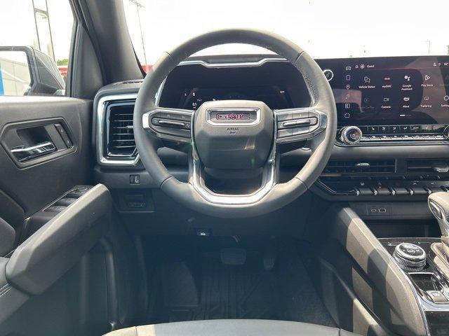 new 2025 GMC Canyon car, priced at $48,639