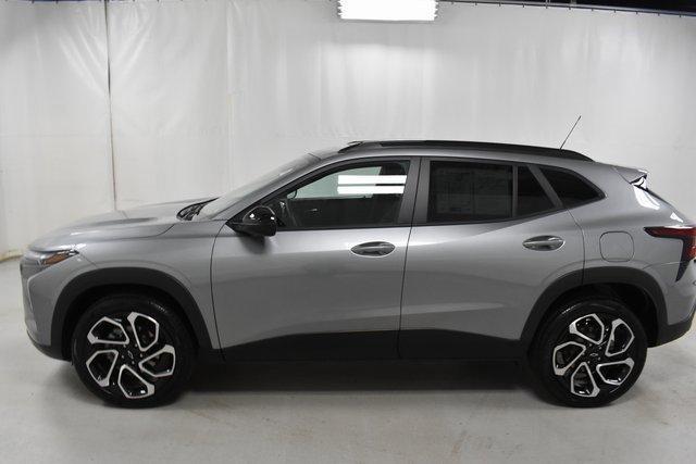 used 2025 Chevrolet Trax car, priced at $25,498