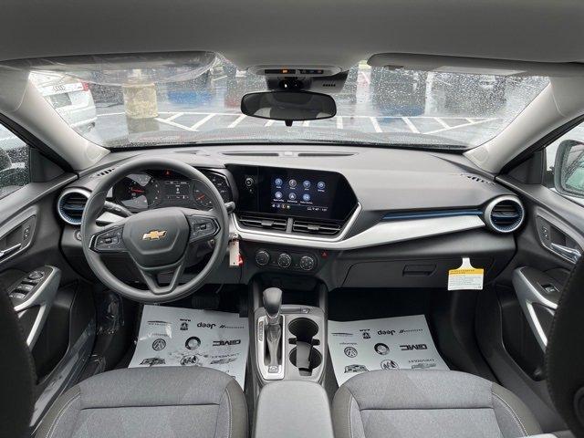 new 2025 Chevrolet Trax car, priced at $22,740