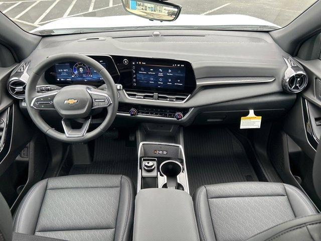 new 2026 Chevrolet Equinox car, priced at $33,815