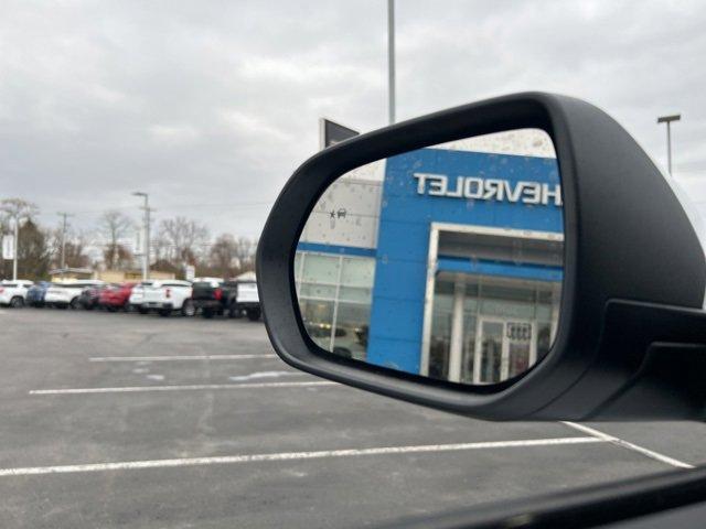 new 2026 Chevrolet Equinox car, priced at $33,815