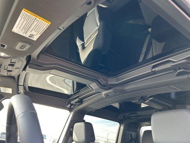 new 2025 GMC HUMMER EV Pickup car, priced at $99,790