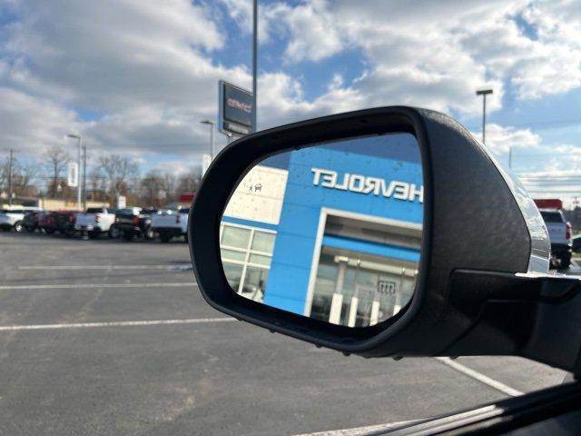 new 2026 Chevrolet Equinox car, priced at $33,815