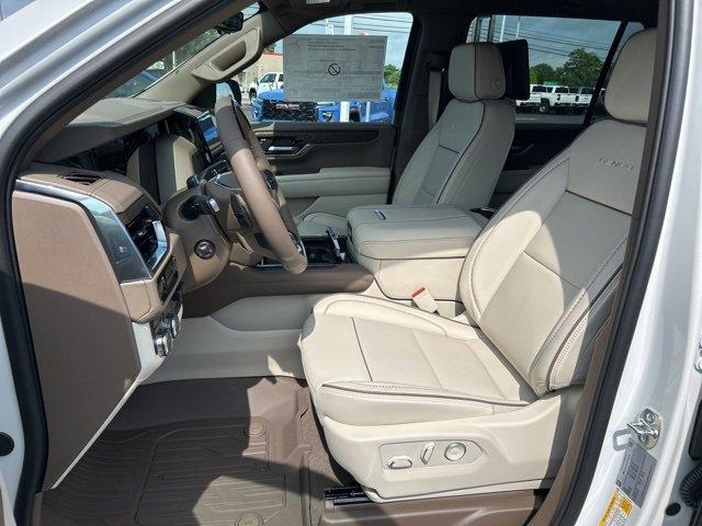 new 2025 GMC Yukon XL car, priced at $93,214