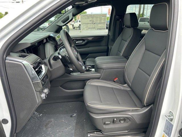 new 2025 GMC Yukon car, priced at $70,645