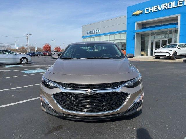 new 2025 Chevrolet Malibu car, priced at $28,570