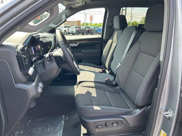 new 2025 GMC Sierra 1500 car, priced at $51,571