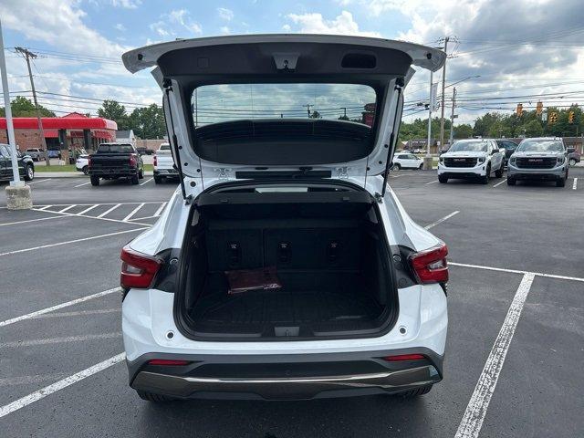 new 2025 Chevrolet Trax car, priced at $26,611