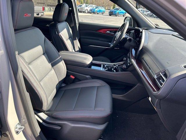 new 2026 Chevrolet Traverse car, priced at $53,115