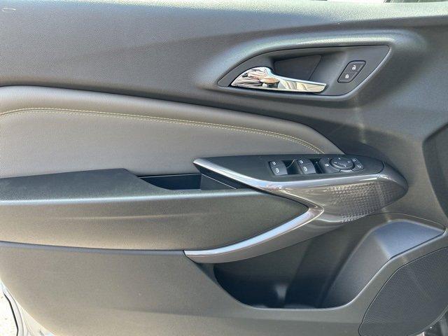 new 2025 Chevrolet Trax car, priced at $26,490