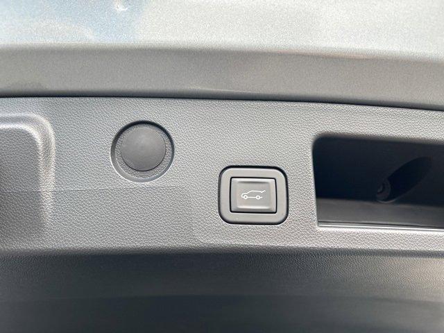 new 2026 Chevrolet Equinox car, priced at $33,470