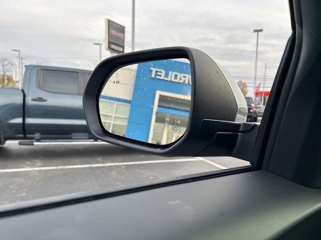 new 2026 Chevrolet Equinox car, priced at $33,470