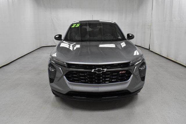 used 2025 Chevrolet Trax car, priced at $24,555