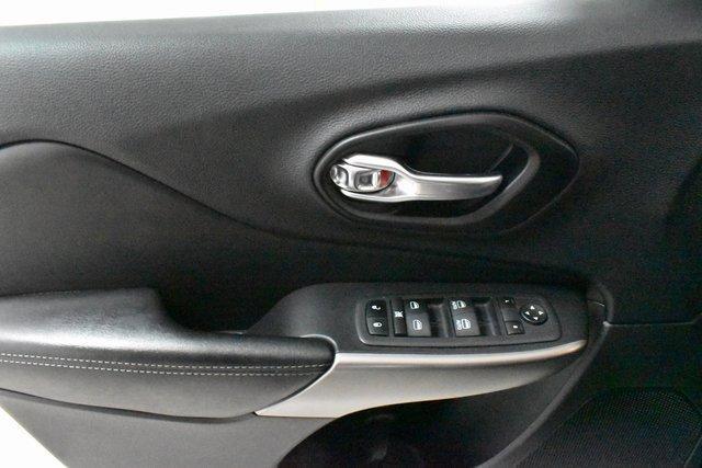 used 2022 Jeep Cherokee car, priced at $24,000