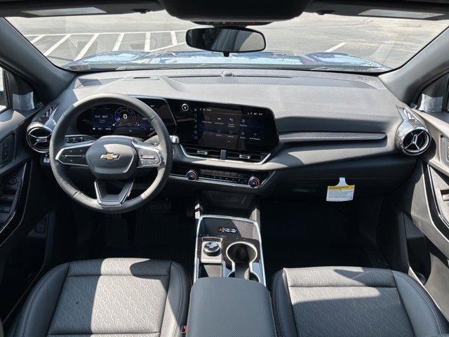 new 2026 Chevrolet Equinox car, priced at $33,410