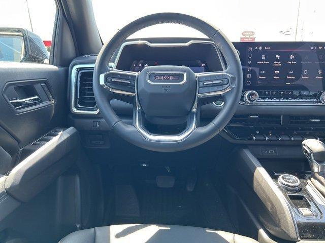new 2025 GMC Canyon car, priced at $46,256
