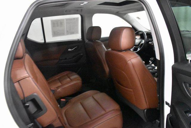 used 2021 Chevrolet Traverse car, priced at $27,498