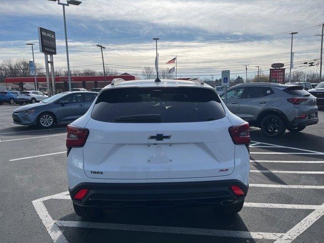 new 2025 Chevrolet Trax car, priced at $26,690