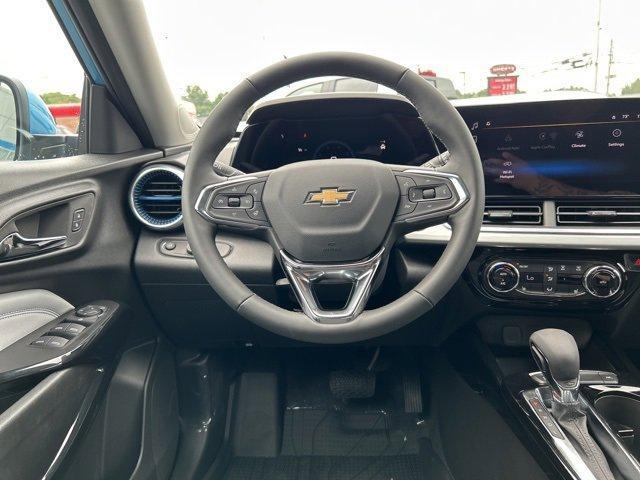new 2025 Chevrolet Trax car, priced at $24,900