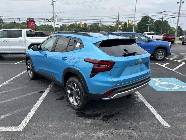 new 2025 Chevrolet Trax car, priced at $24,900
