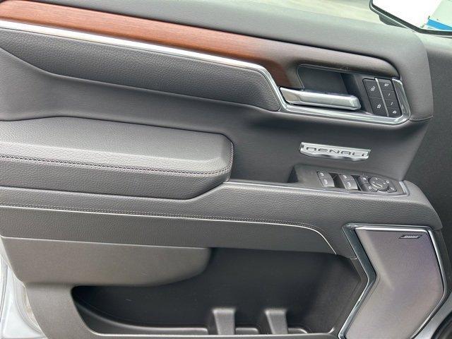 new 2025 GMC Sierra 1500 car, priced at $70,896